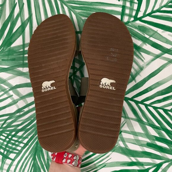 Sorel Ella Suede Cross Strap Sandals in Sage Green Women's Size 10 - Picture 2 of 7